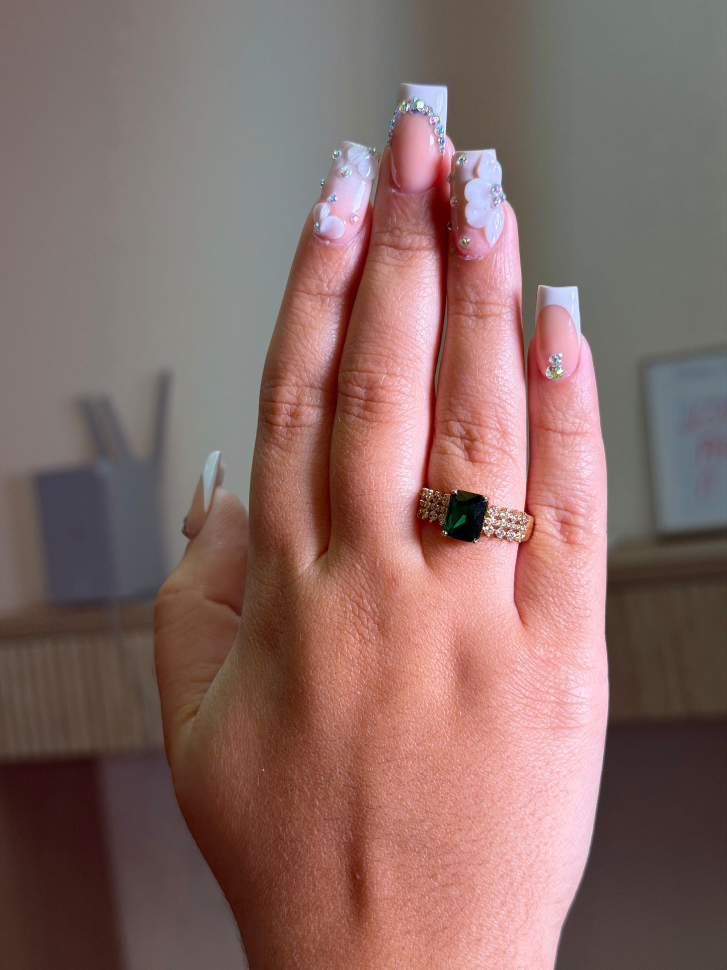 Emerald Luxe ring