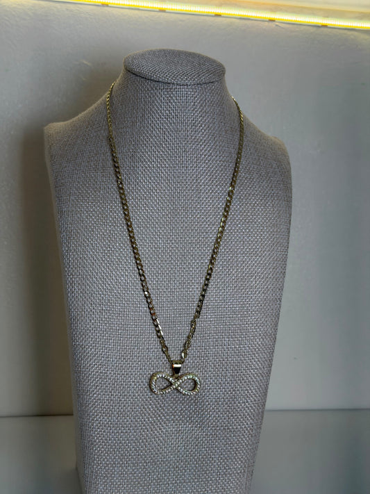 Cadena infinito amor